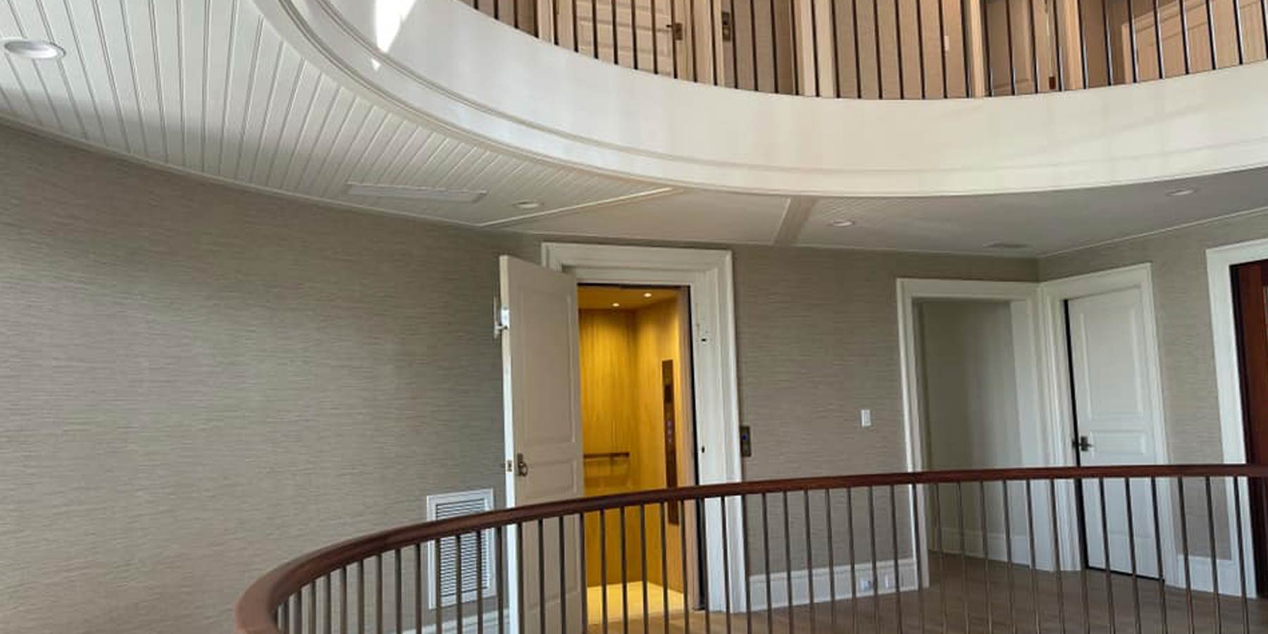 crownelevatormultilevelhomeelevatorbayheadnj Crown Elevator